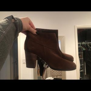 Cole haan Nike air brown beige leather booties
